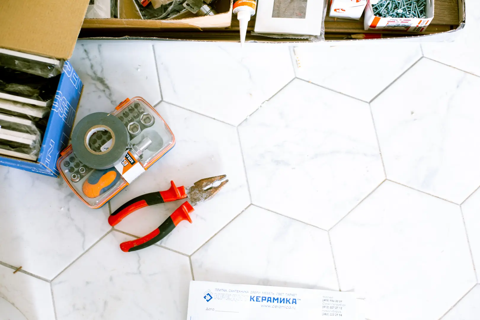 A Beginner's Guide to Tiling a Bathroom