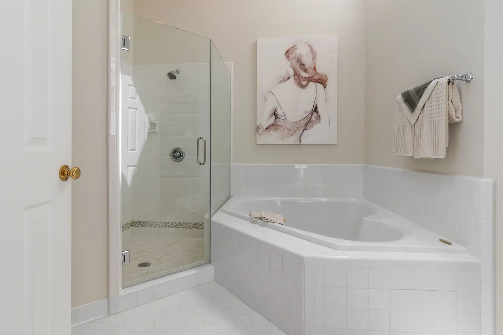 Can You Paint Tiles? A Practical Bathroom Tile Guide