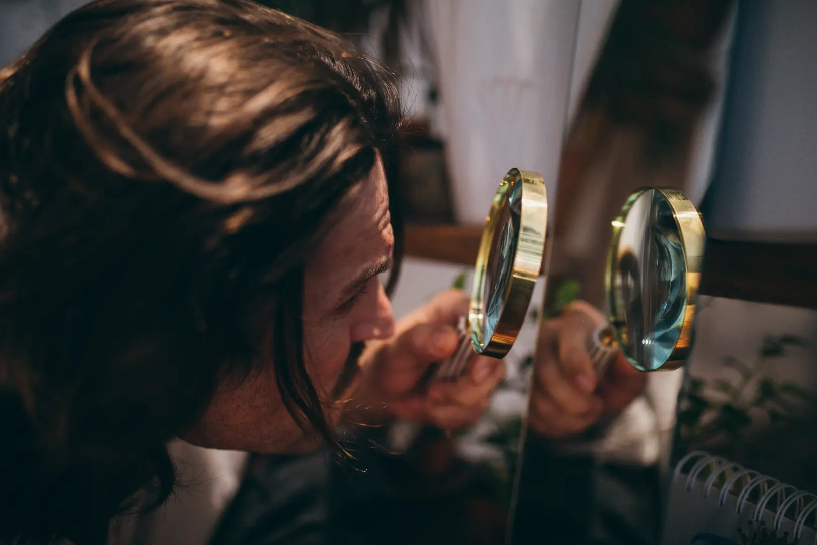 Choosing Magnifying Makeup Mirrors for Everyday Use