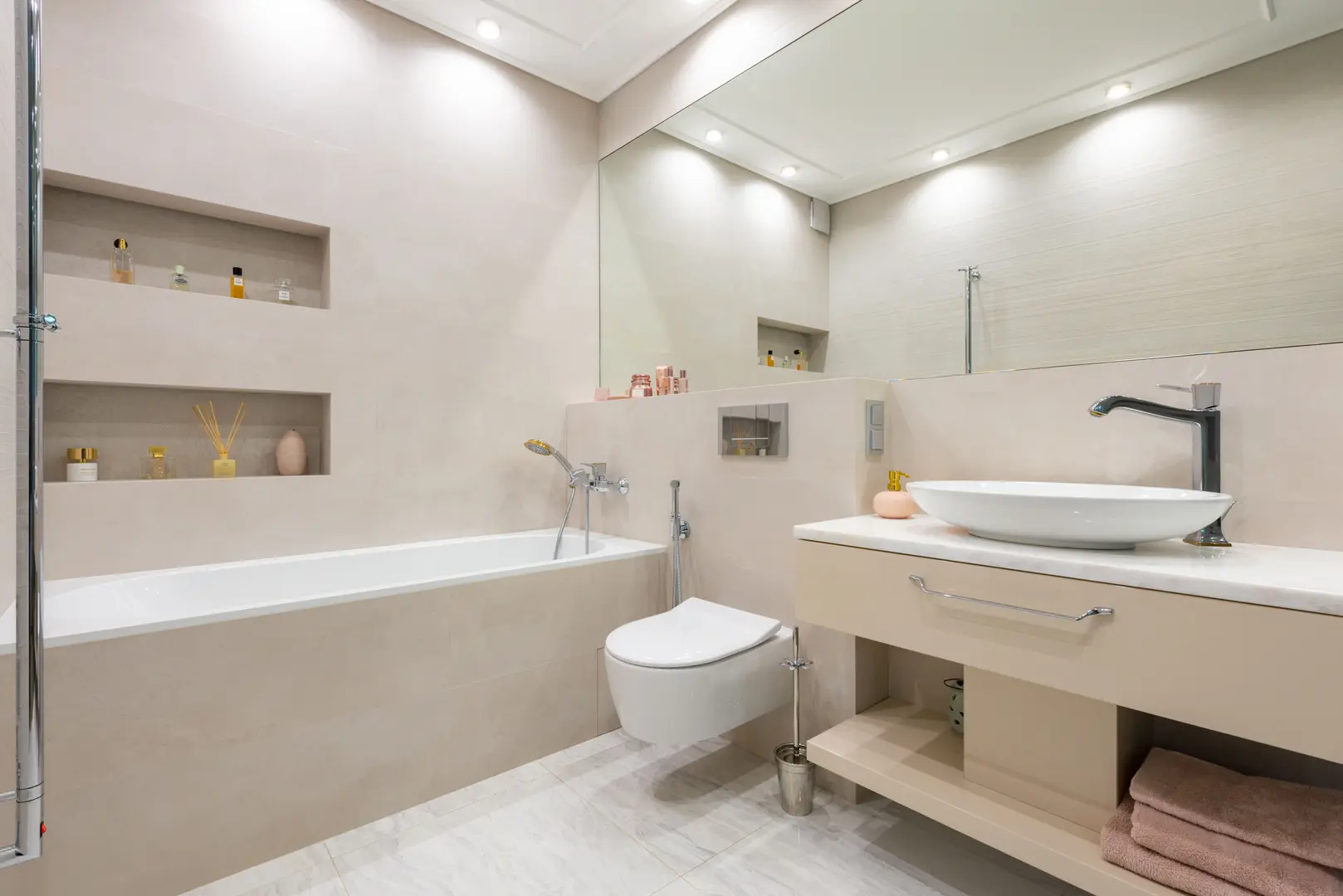 Rimless Toilets Explained: Everything You Need to Know About Them