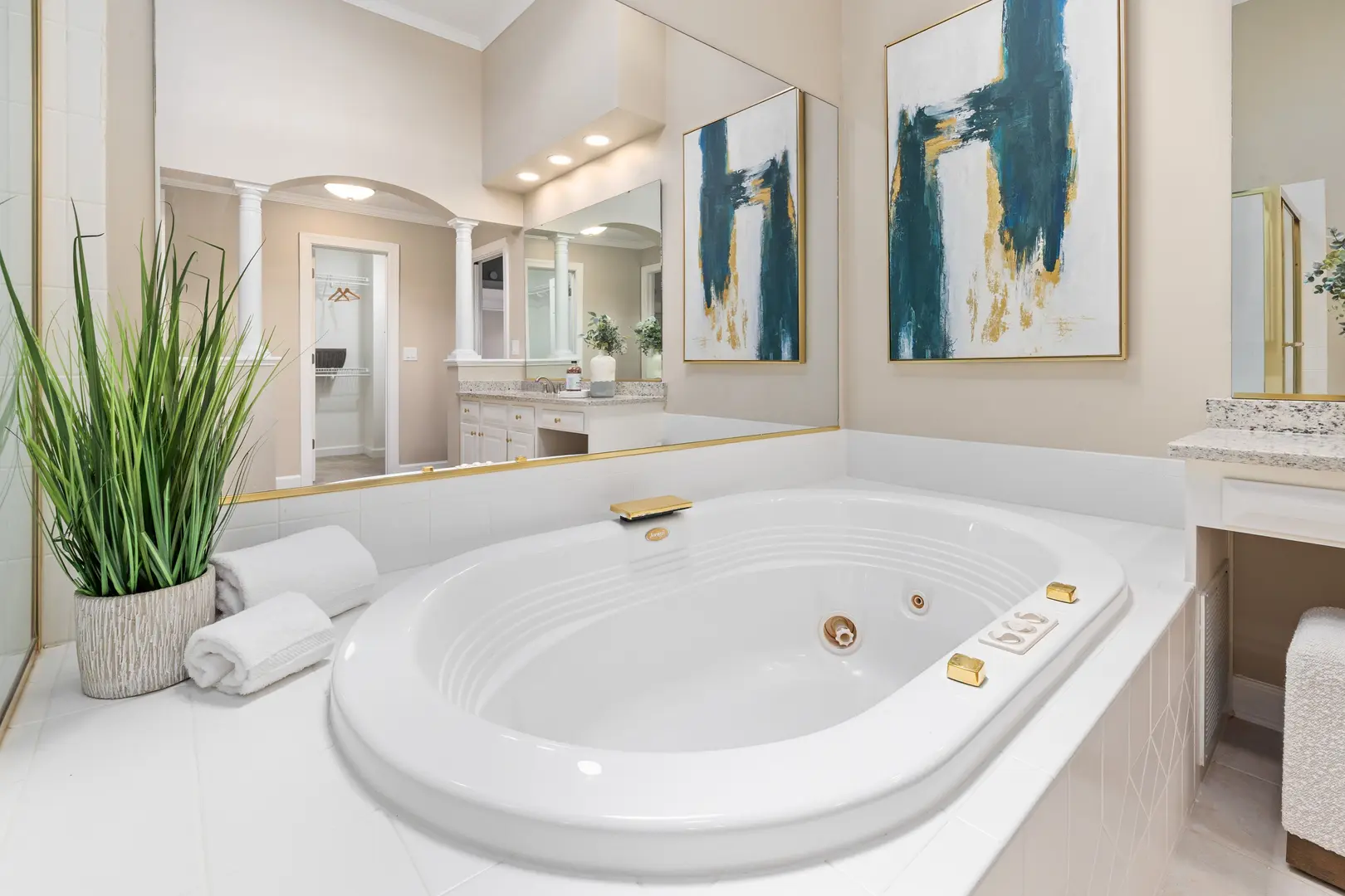 What is the most comfortable bath shape? Choosing the right bath for you
