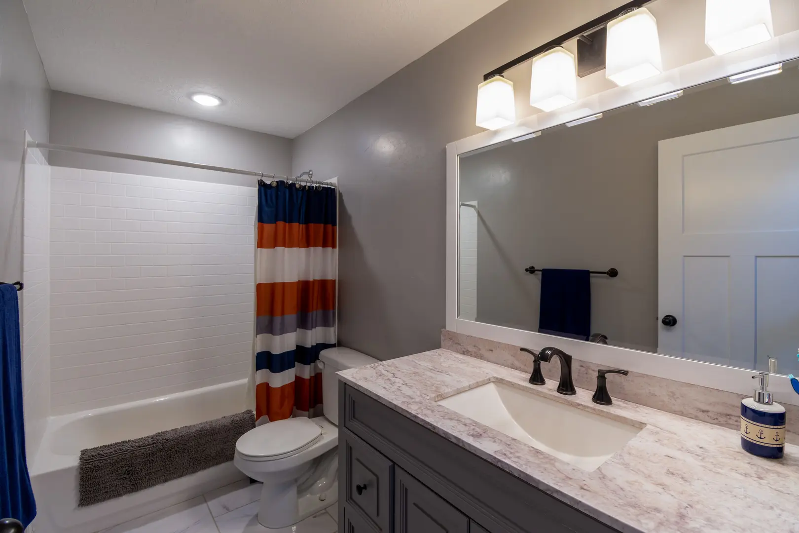 When to Replace Shower Curtain and Liner